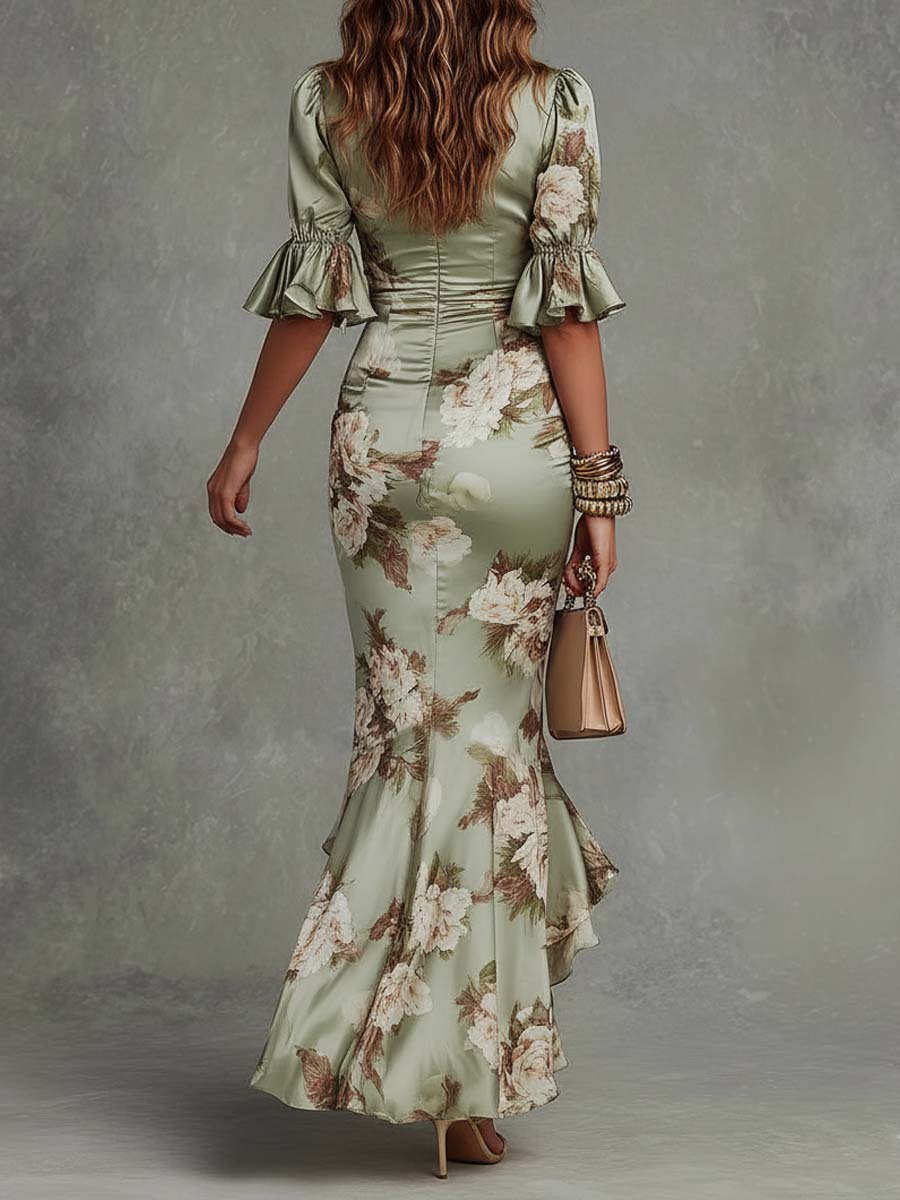 Ana™ | Vestido largo asimétrico de satén verde con escote en V, mangas abullonadas y estampado floral